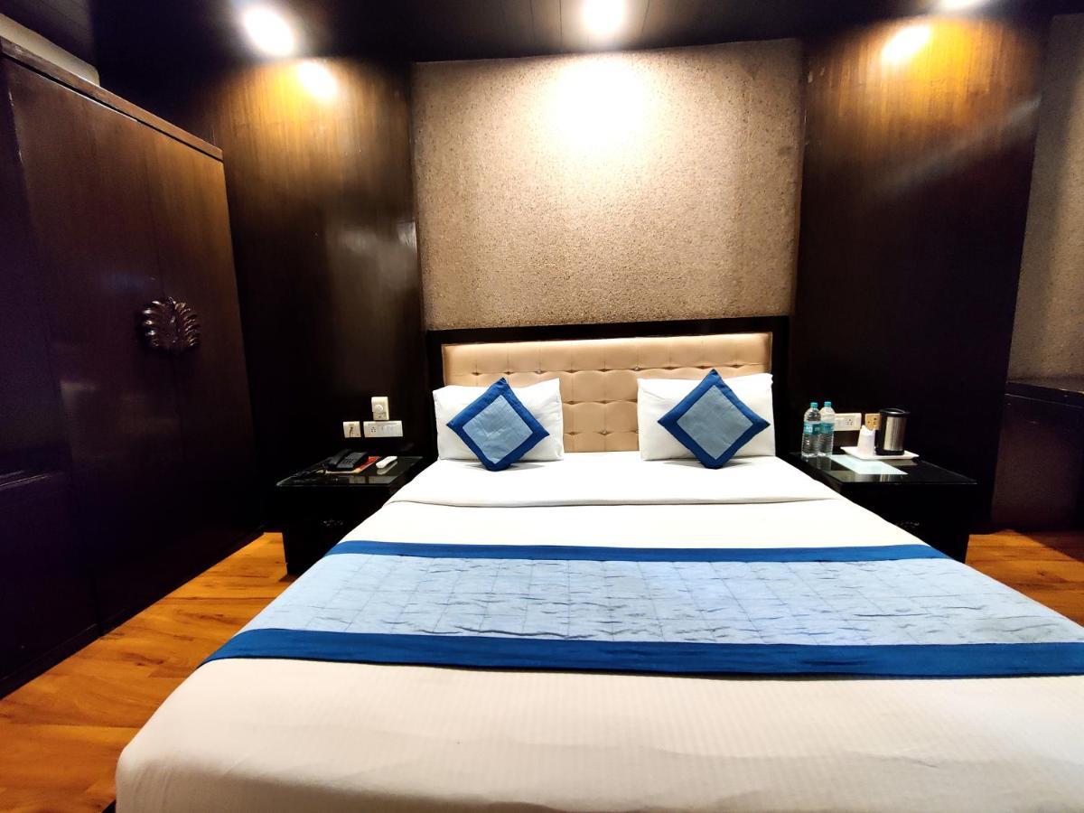 Stay At Hotel Pride, Delhi, Near Karol Bagh Metro Delhi (National Capital Territory of India) Exterior photo