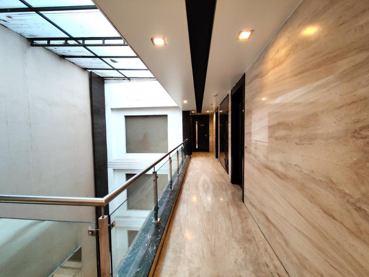 Stay At Hotel Pride, Delhi, Near Karol Bagh Metro Delhi (National Capital Territory of India) Exterior photo