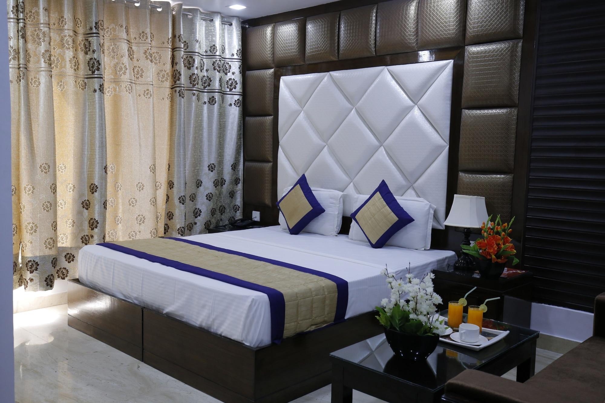 Stay At Hotel Pride, Delhi, Near Karol Bagh Metro Delhi (National Capital Territory of India) Exterior photo