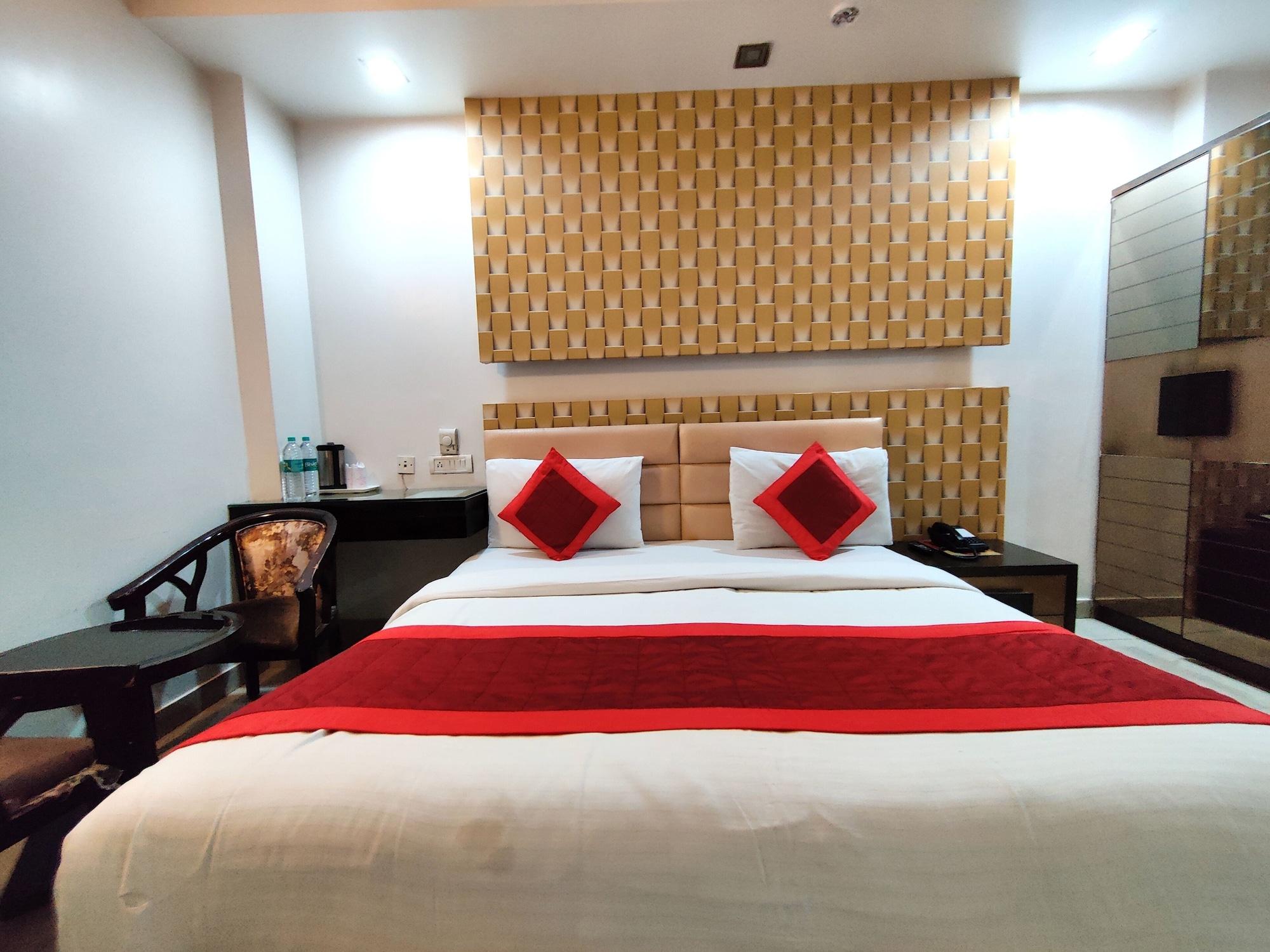 Stay At Hotel Pride, Delhi, Near Karol Bagh Metro Delhi (National Capital Territory of India) Exterior photo